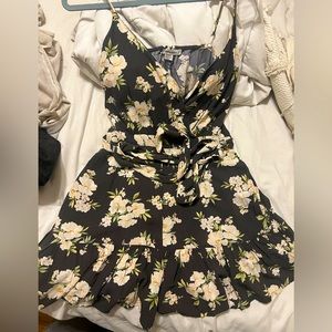 American Eagle Floral Romper